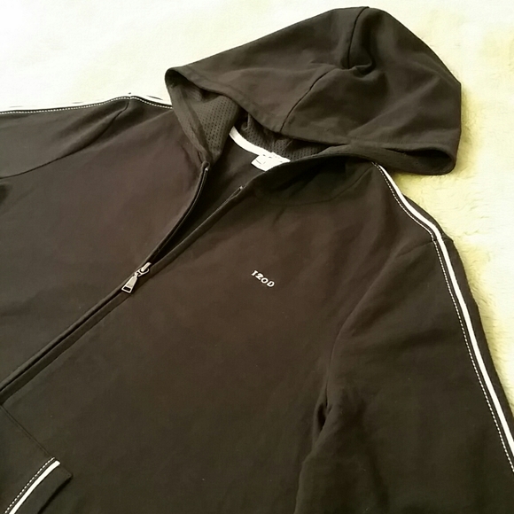 IZOD Movement Active Jacket - Picture 2 of 8